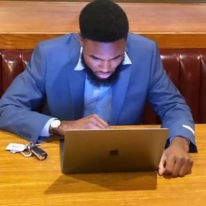 Meet your Posher, Jean